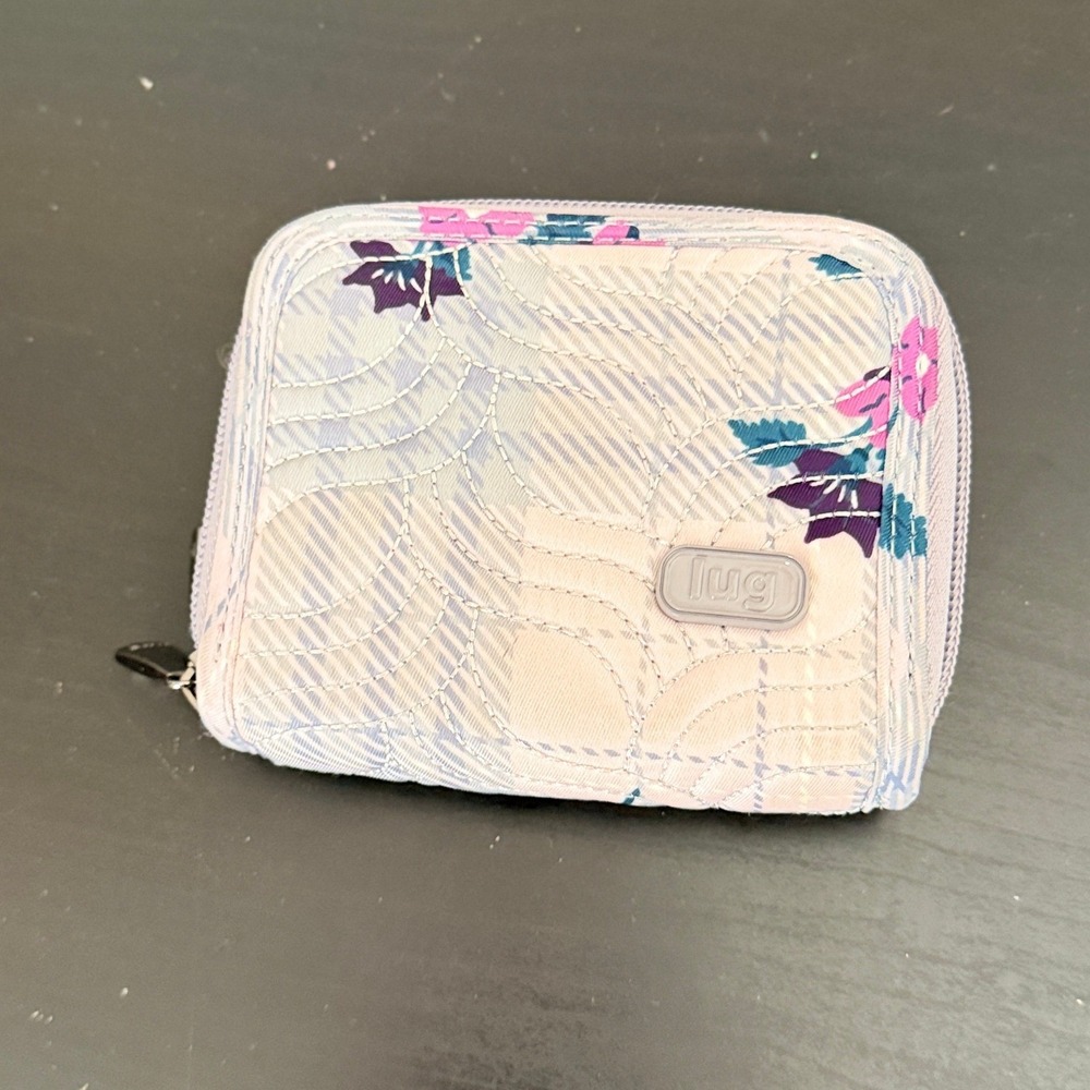 Lug Splits RFID Compact Wallet Floral Plaid Quilted Zip Around Lavender Pink
